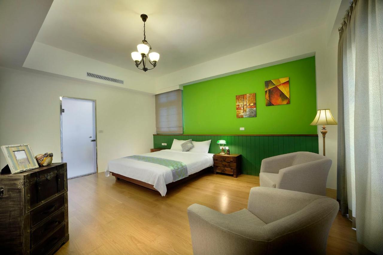 ซันแลกซ์ บีแอนด์บี Apartment Yilan ภายนอก รูปภาพ