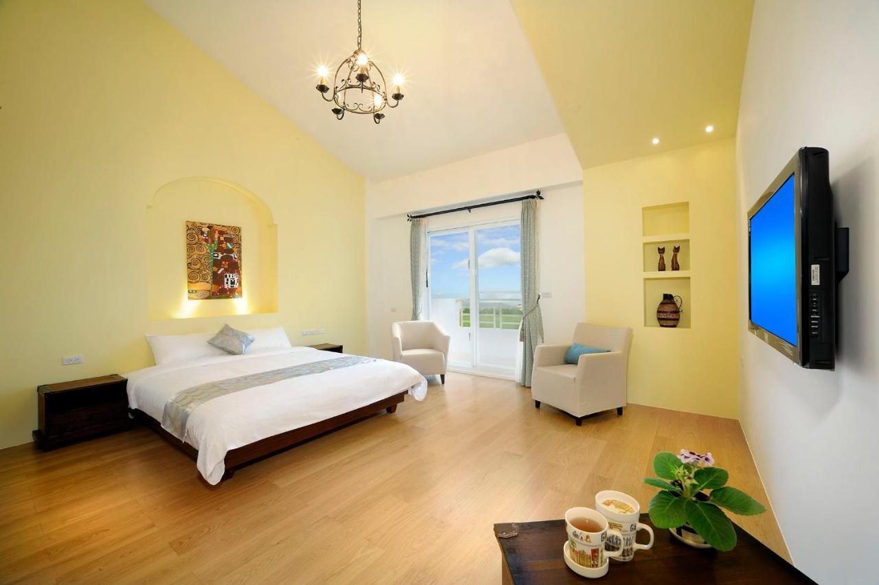 ซันแลกซ์ บีแอนด์บี Apartment Yilan ภายนอก รูปภาพ